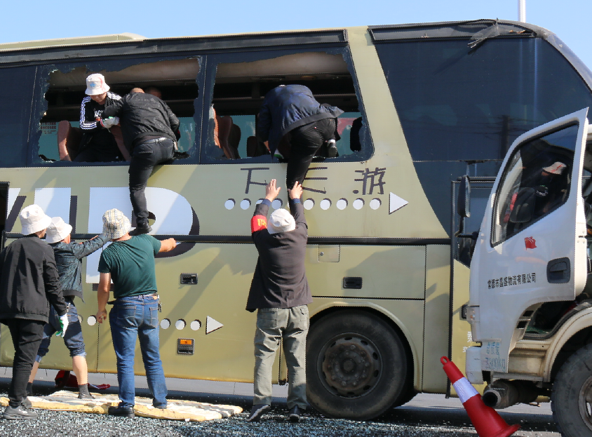 常德市湘北汽車運輸有限公司,常德包車客運,常德旅游服務(wù),校車服務(wù)