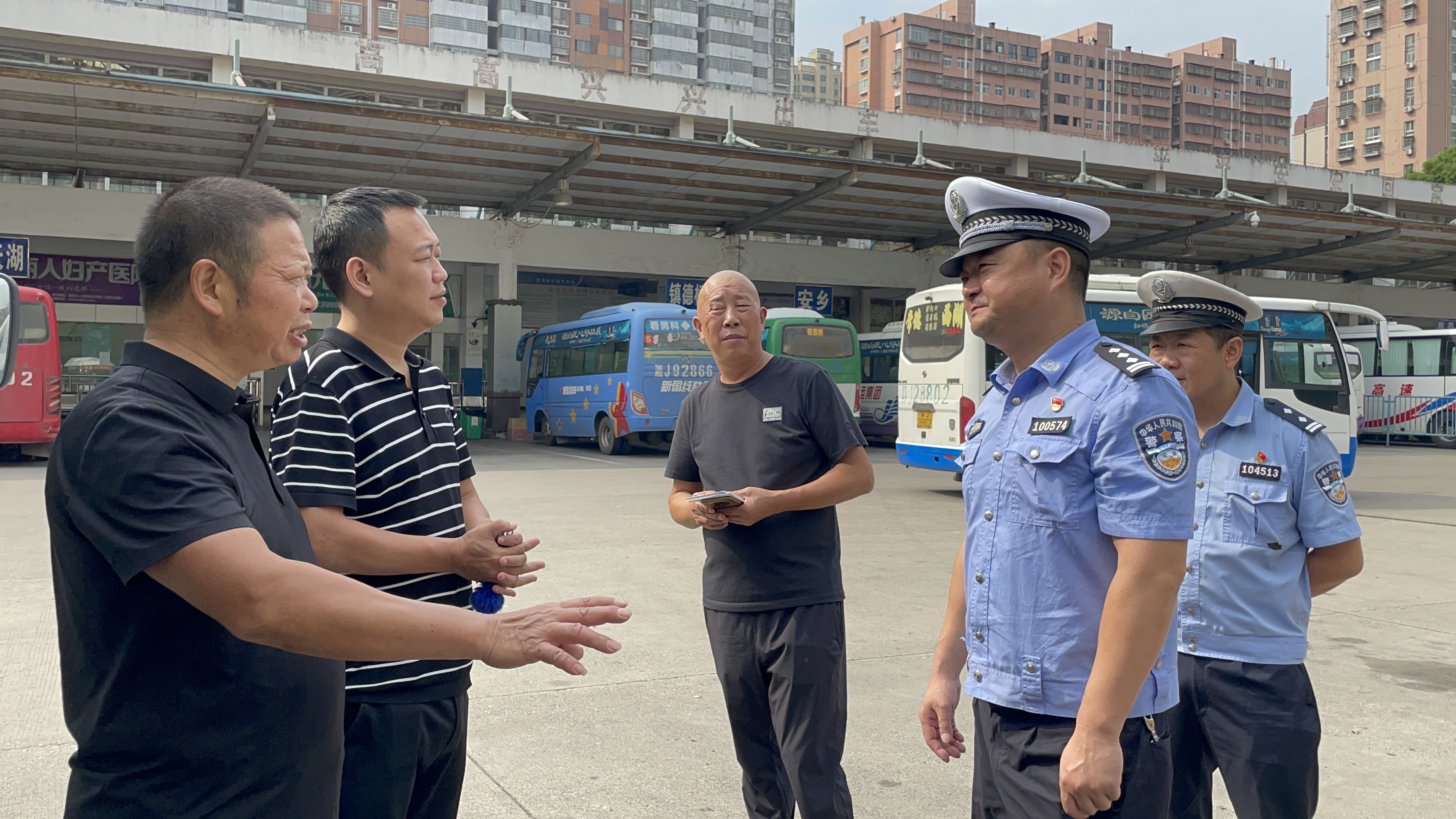 常德市湘北汽車運(yùn)輸有限公司,常德包車客運(yùn),常德旅游服務(wù),校車服務(wù)