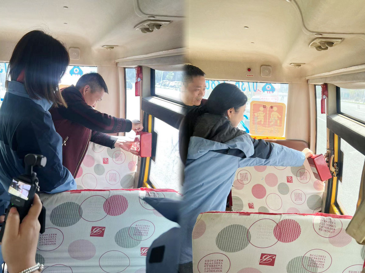 常德市湘北汽車(chē)運(yùn)輸有限公司,常德包車(chē)客運(yùn),常德旅游服務(wù),校車(chē)服務(wù)